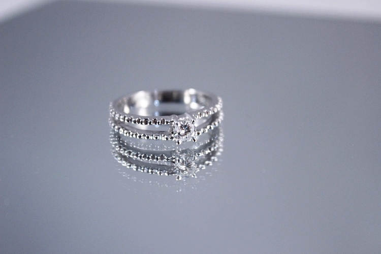 dse_versailles_bague_solitaire_perle_diamant.JPG