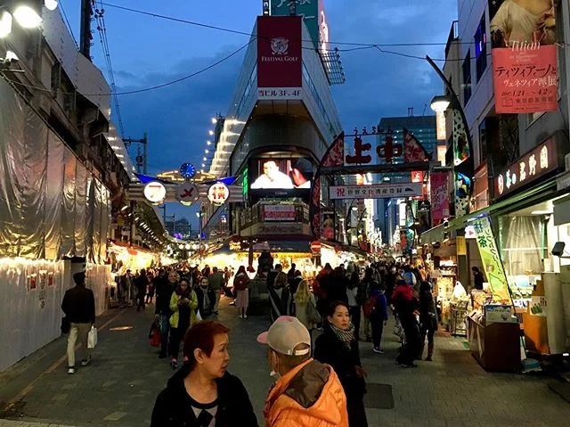 Great scenes at the Tokyo market last night! 
#tokyo #japan #travel #travelphotography #photo #photooftheday #shotoniphone #iphone #night #taito #nightimemarketsoftikyo#urbanphotography #photography #adventure #cities