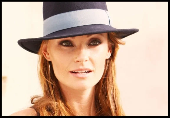 Cara R.jpg