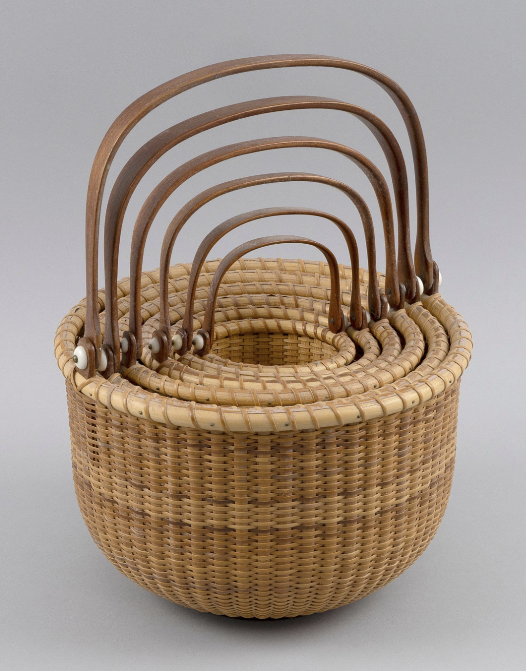 martha-wetherbee-nantucket-baskets.png
