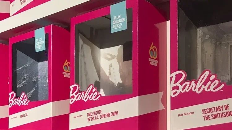barbie_boxes_close.webp