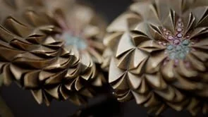 Ohrbrosche, Gabriela Frei