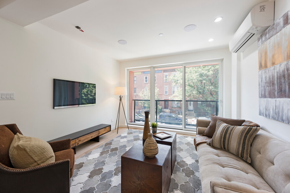 Classic and Comfortable Luxury Apartment