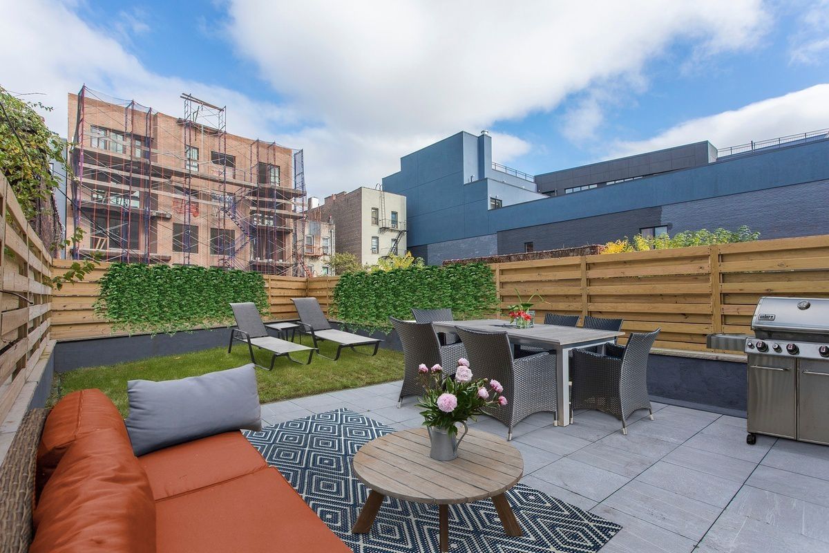 Fully Furnished Rooftop Patio