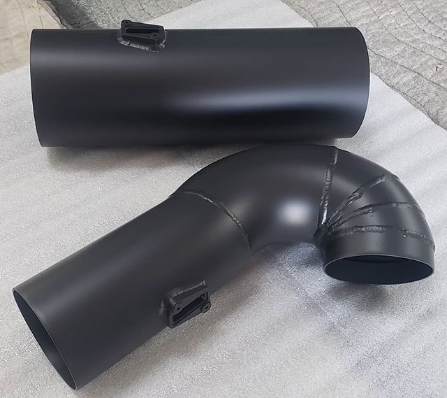 A little #cerakote ceramic coating we did on these intake tubes for @nickey_performance
---
#hightemp #ceramiccoating #performance #nickey #camaro