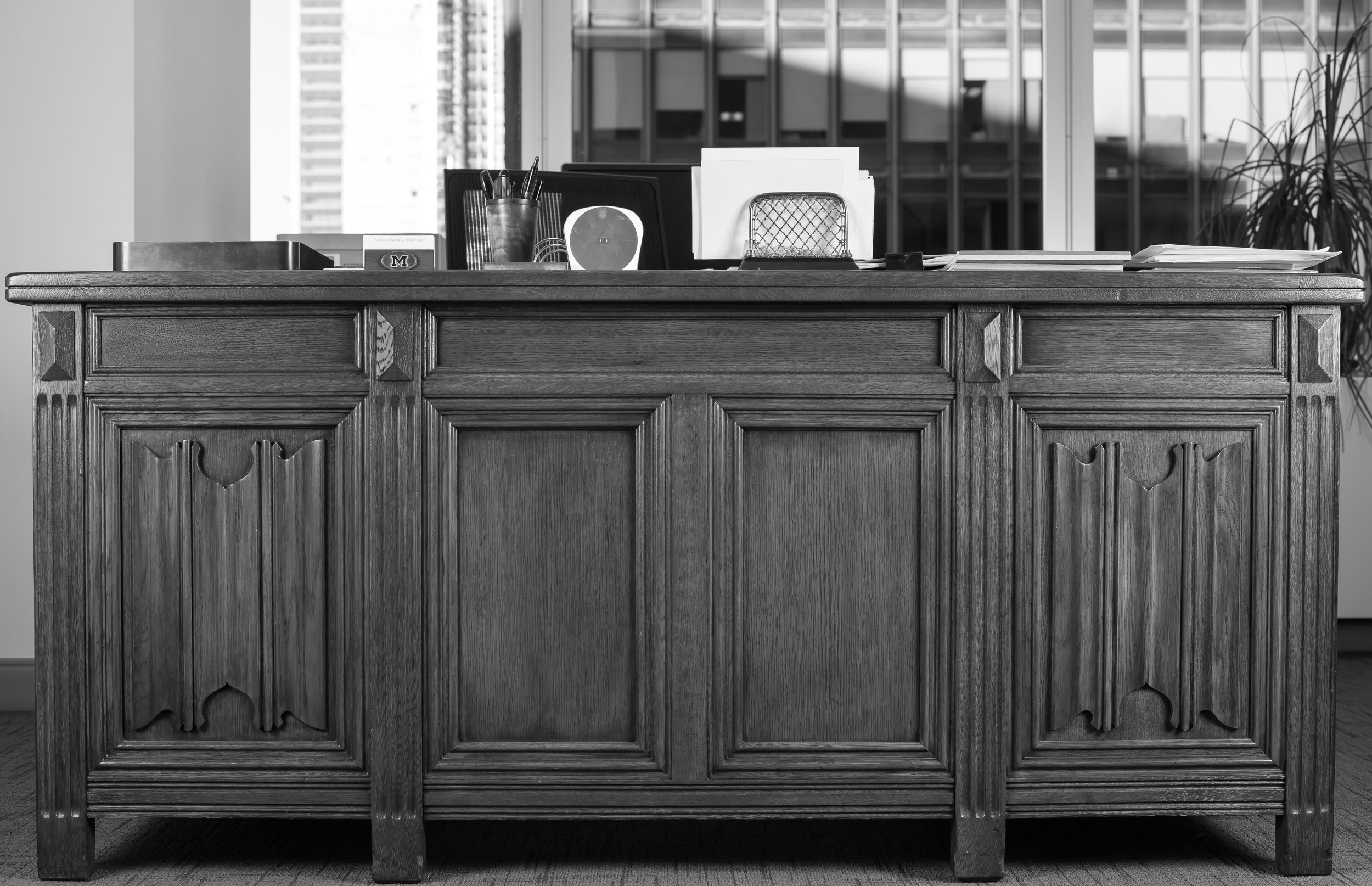 Eleanor Desk