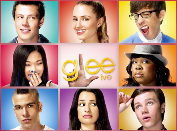 Glee Live 2011. Bass guitar.