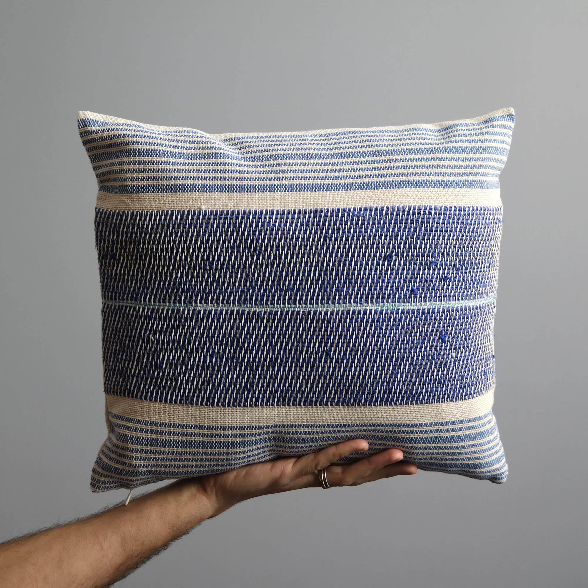 LUSITANO1143_TG_SaoPedro_Blue_16x16_Hand_2000x2000.jpg