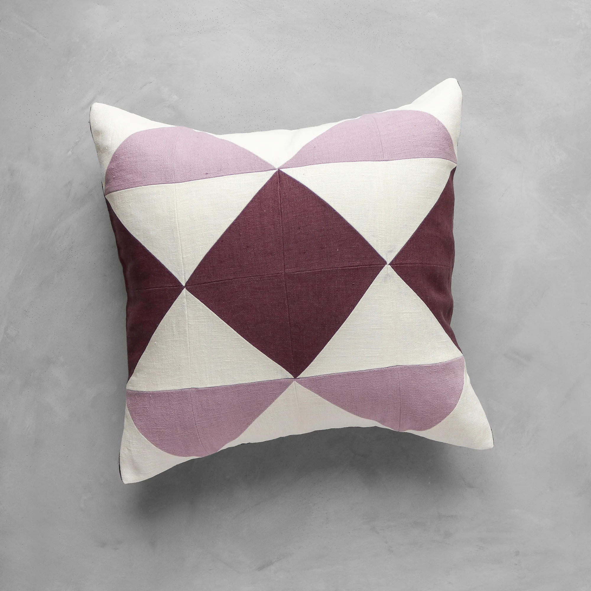 Lisbon Stonewashed Linen Pillow Plum03