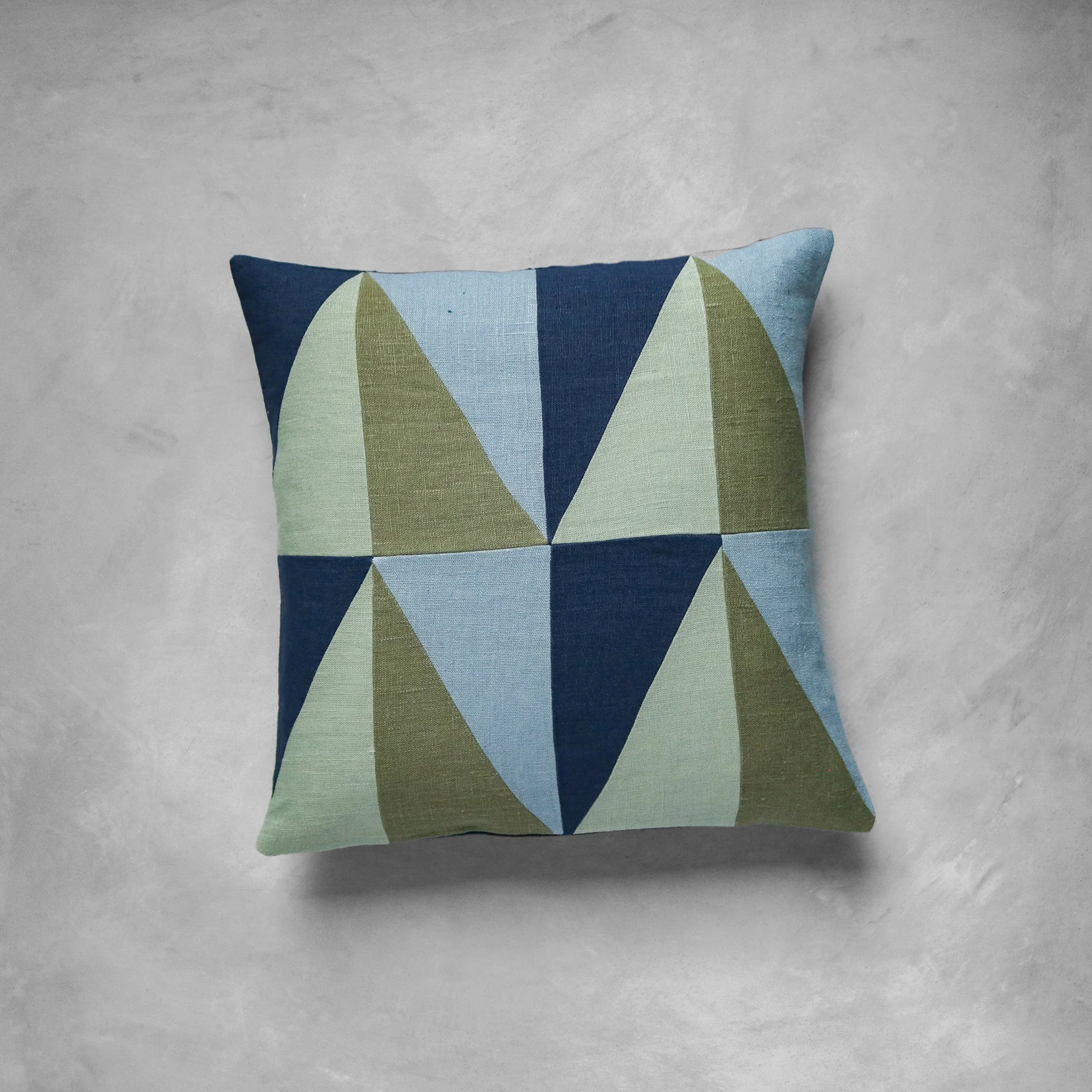 LusitanoStudio_PortoPillows_GreenBlue_01_Texture.jpg