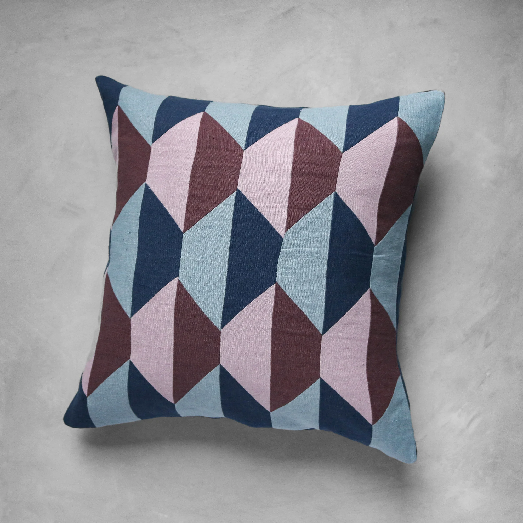 Porto Stonewashed Linen Pillow Plum Blue02
