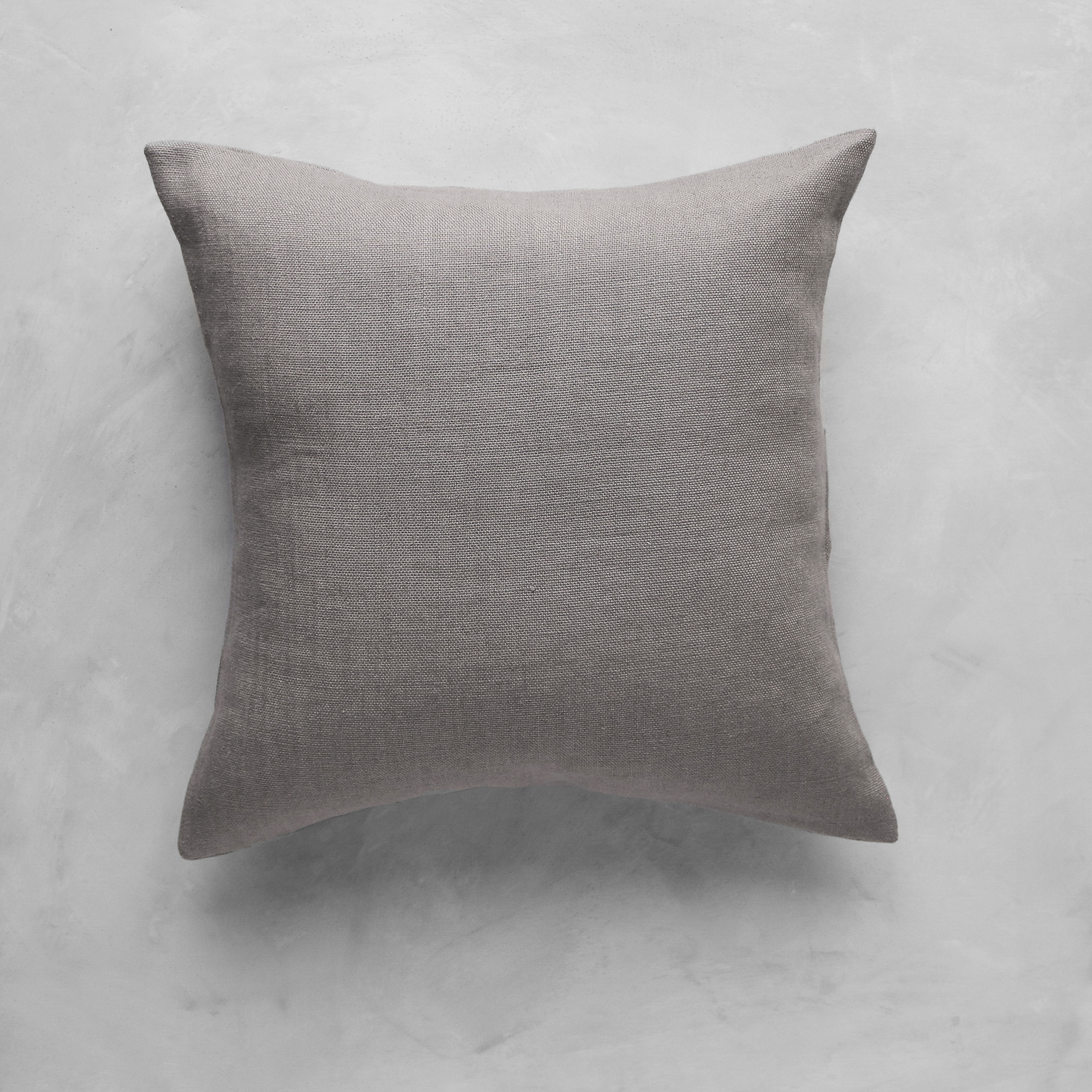 LusitanoStudio_AlentejoPillows_Silver_Texture.jpg