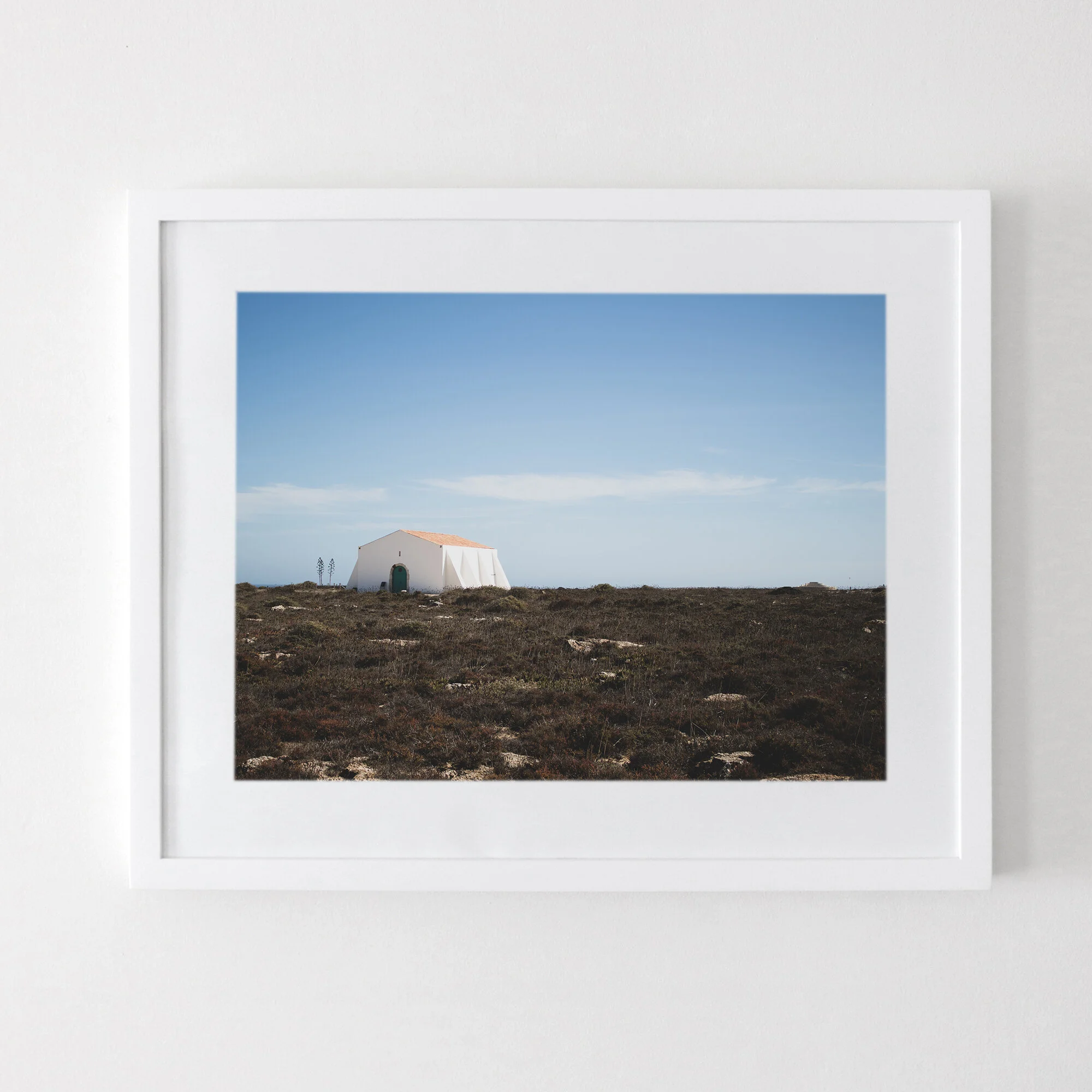 Framed Print : Casa no Fim do Mundo