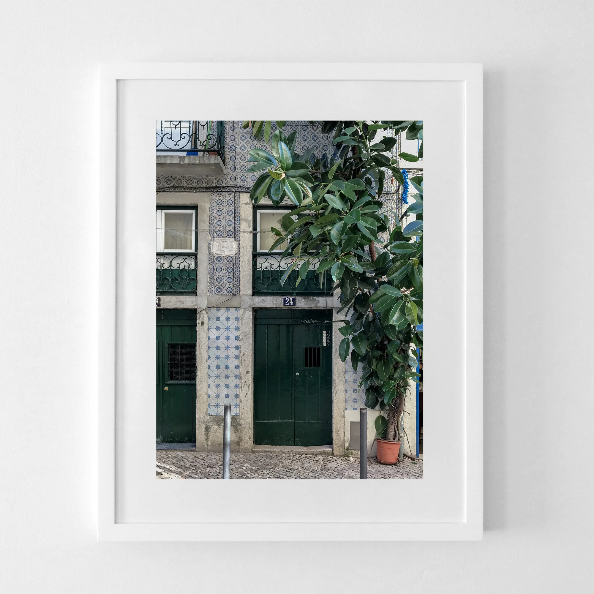 Framed Print : Magia de Lisboa