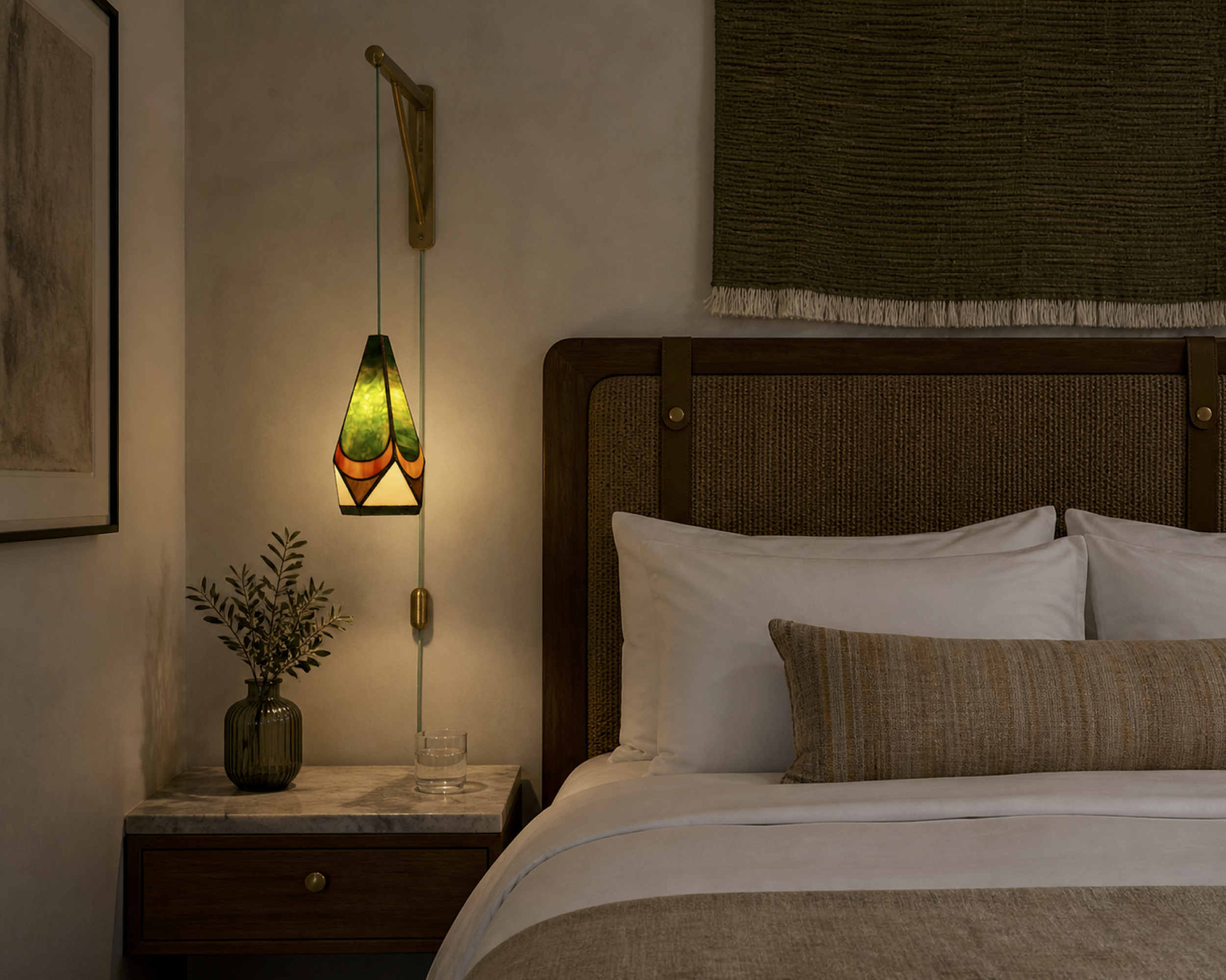 HOSPITALITY- SCONCE-SabsMn.png
