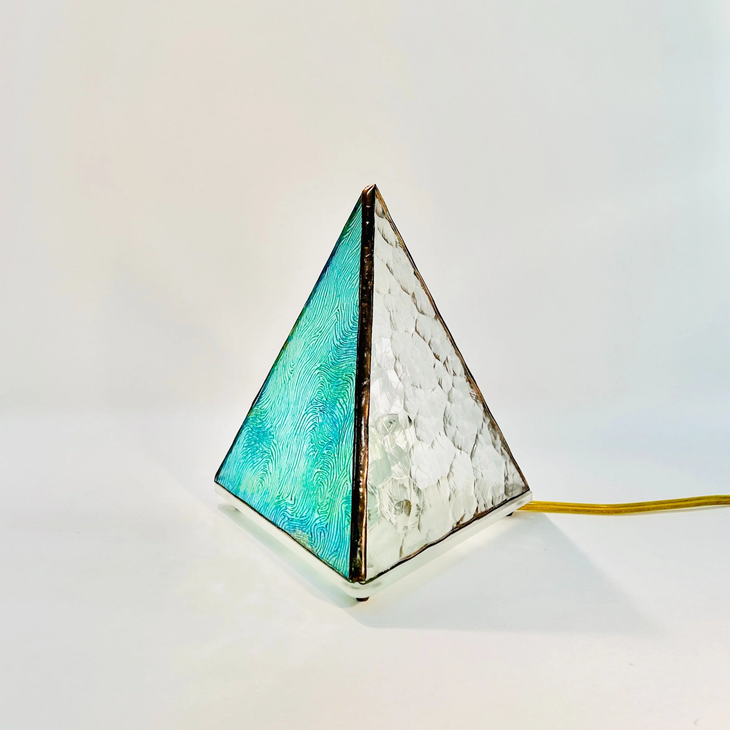 Small Lucid Pyramid - Green / Bevel / Hammer RTS