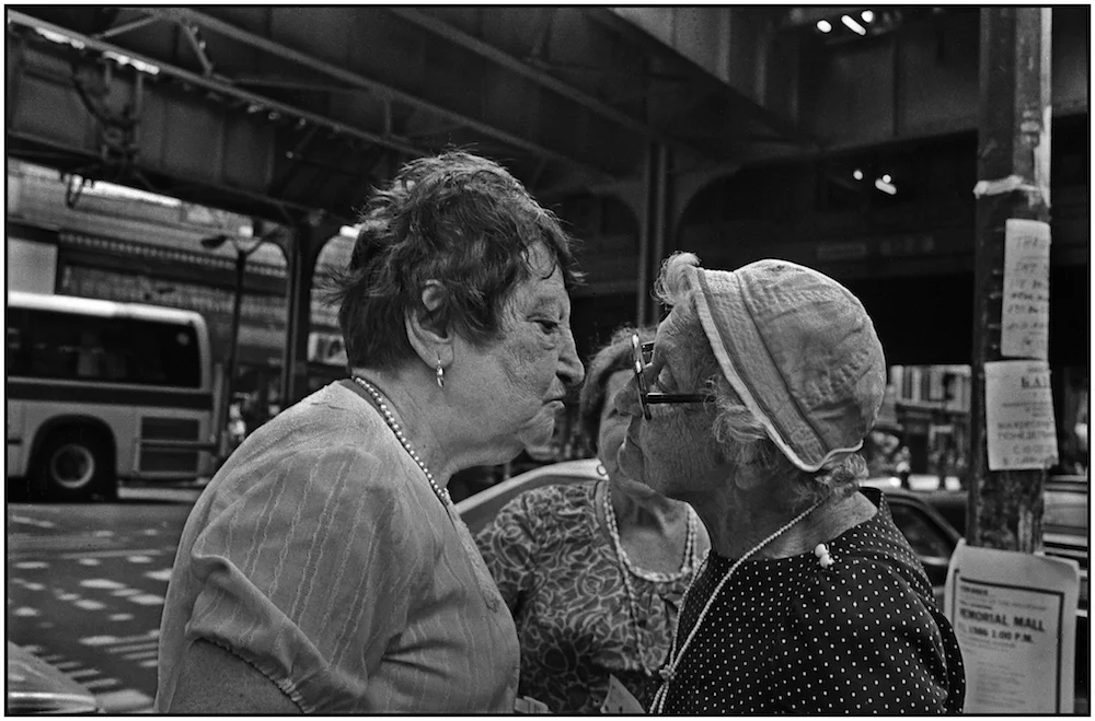 Two women kiss. Brighton Beach Avenue, May 31,1986