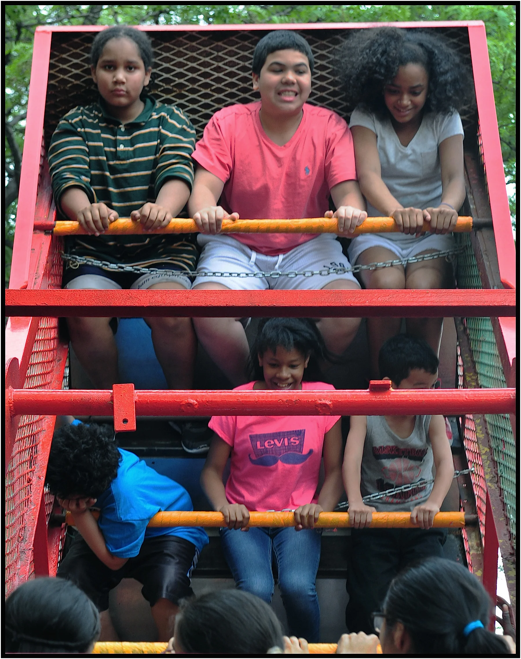  "Mona Lisita." (Girl on left.) 