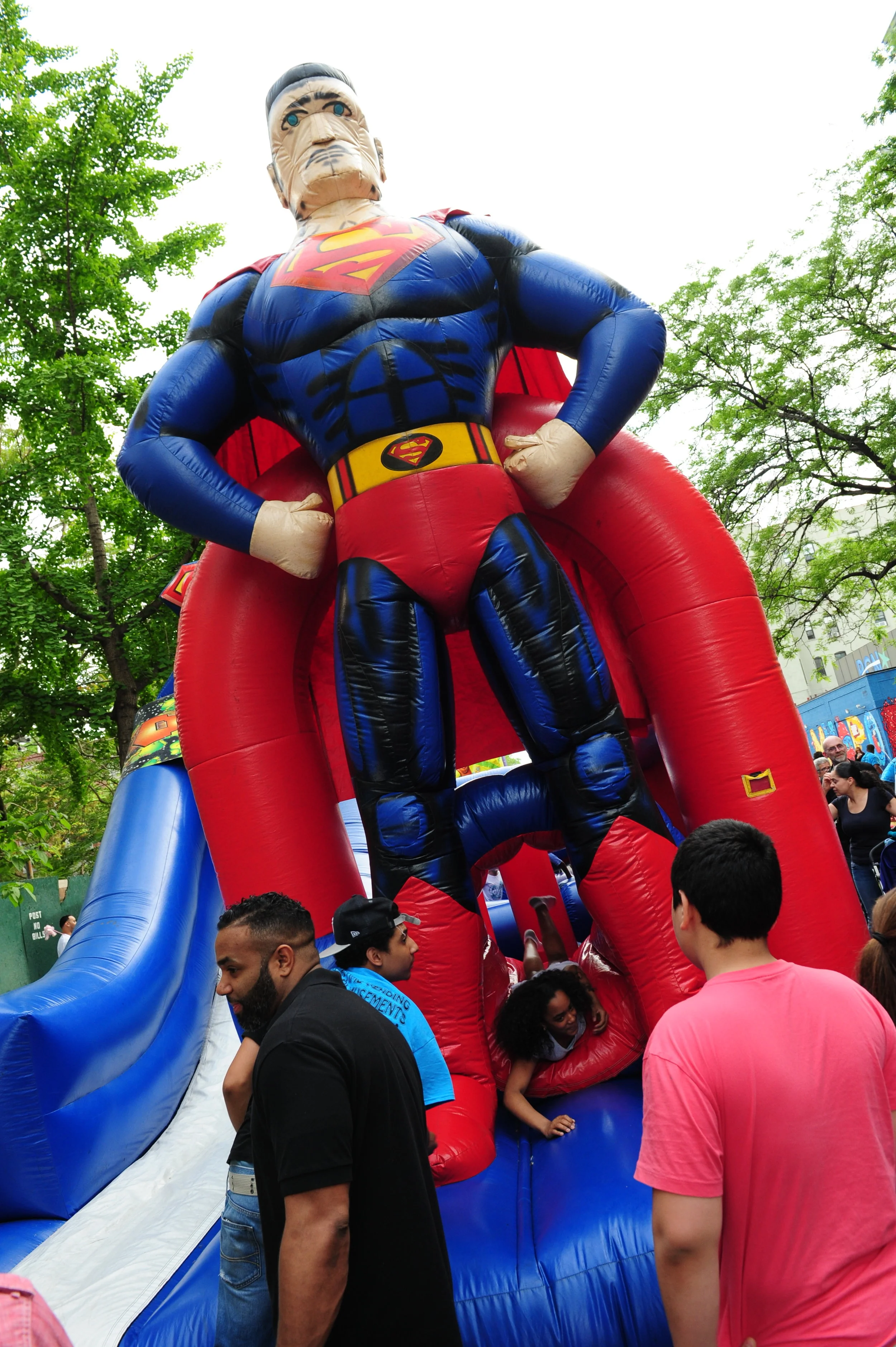  "Latino Superman" 
