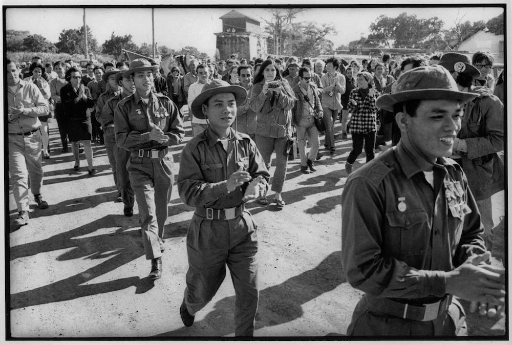 VIETNAMESE FIGHTERS VISIT FIRST VB CAMP  1969   171-19  George Cohen    copy.jpg