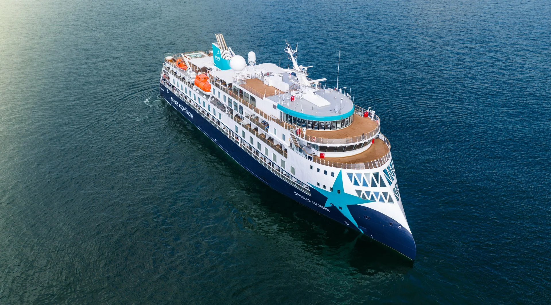 Website_Screen-Douglas Mawson Ship Drone Photography-4.jpg