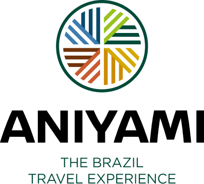 colorido-vertical-com-slogan.png