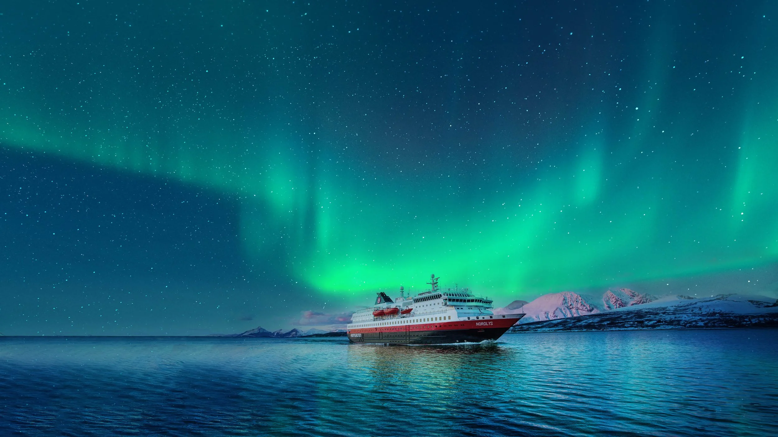 8-Day The Coastal Express North or South Voyage with Hurtigruten