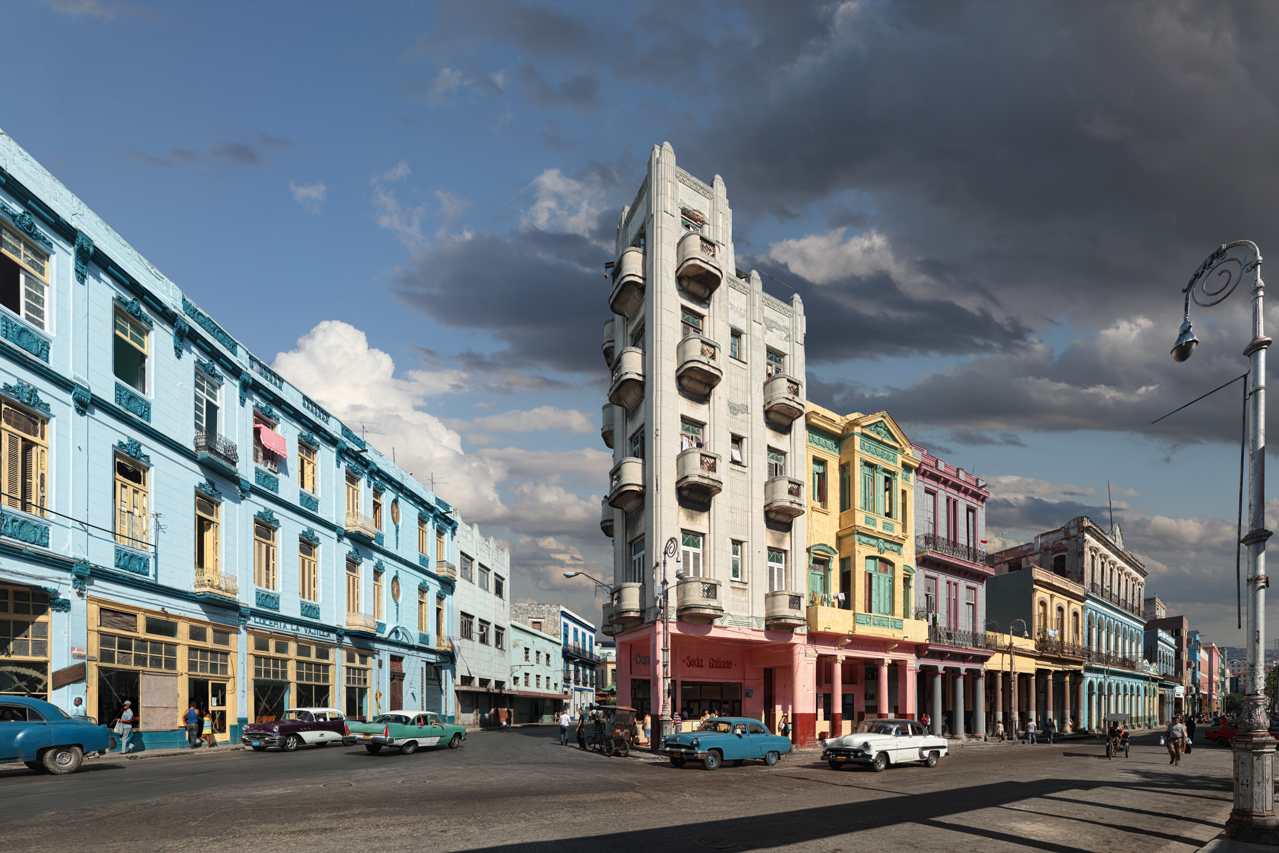 Avenida de Italia - Havana, Cuba 2010