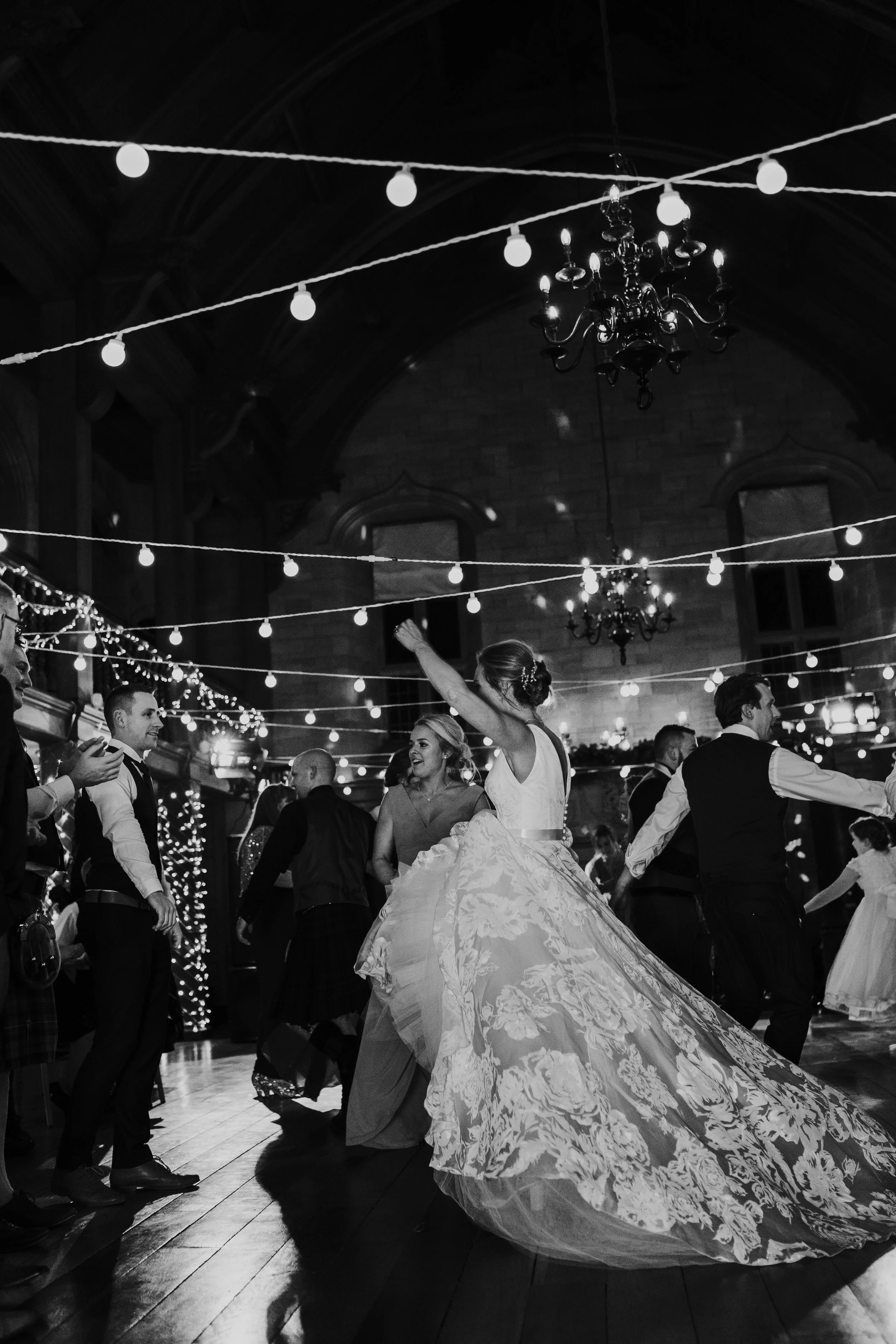 Karin_and_Shauns_Wedding_-_Achnagairn_Castle_-_www.eilidhrobertson.co.uk-1366.jpg