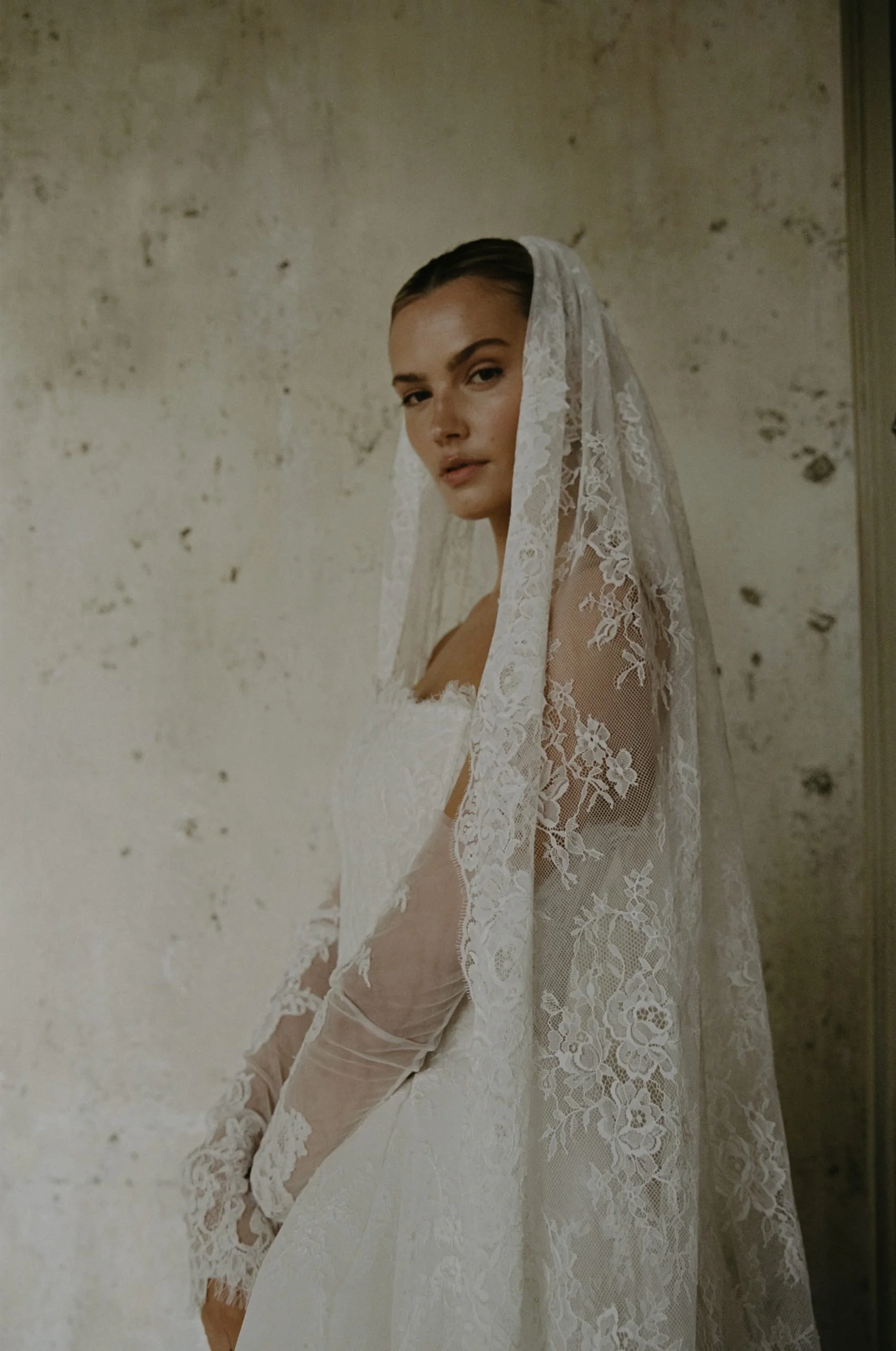 Look-02_Lavinia_Film-8-1-scaled.jpg