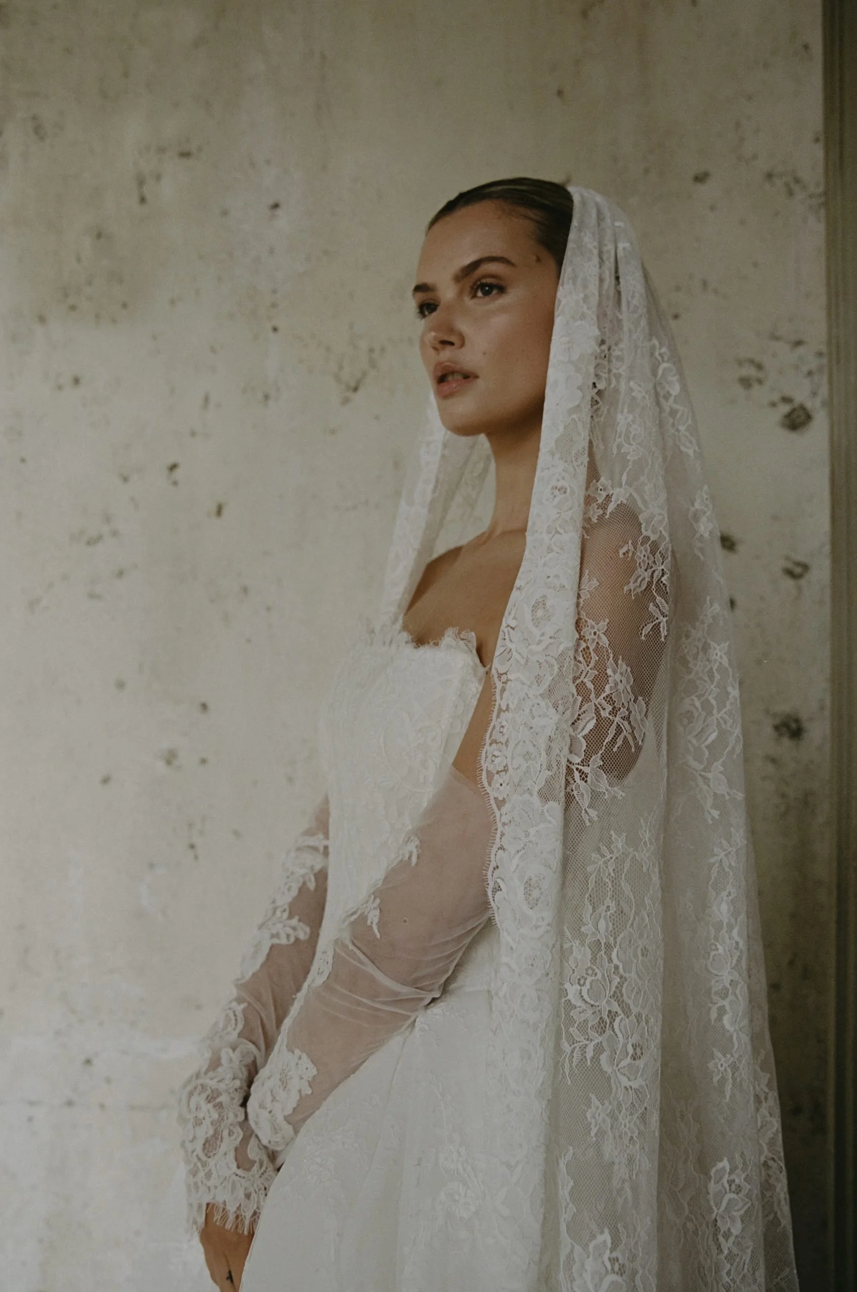 Look-02_Lavinia_Film-10-scaled.jpg