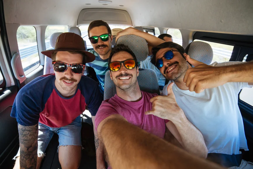 bear-bus-front.png