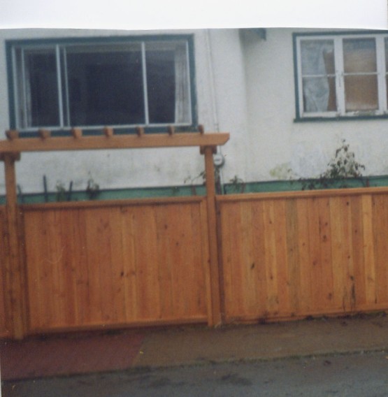 Fence3-1.jpg