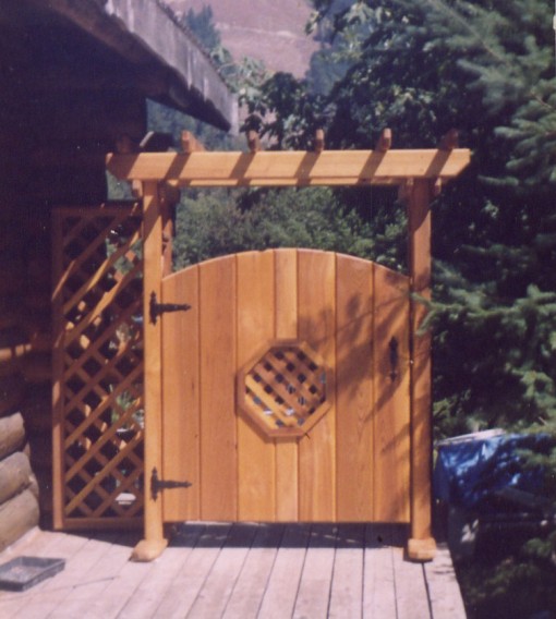 Gate1.jpg