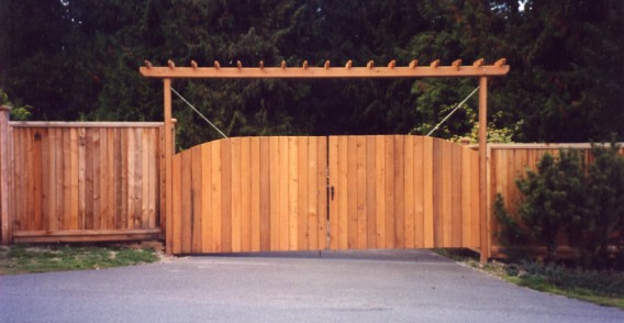Gate16Drivewy.jpg