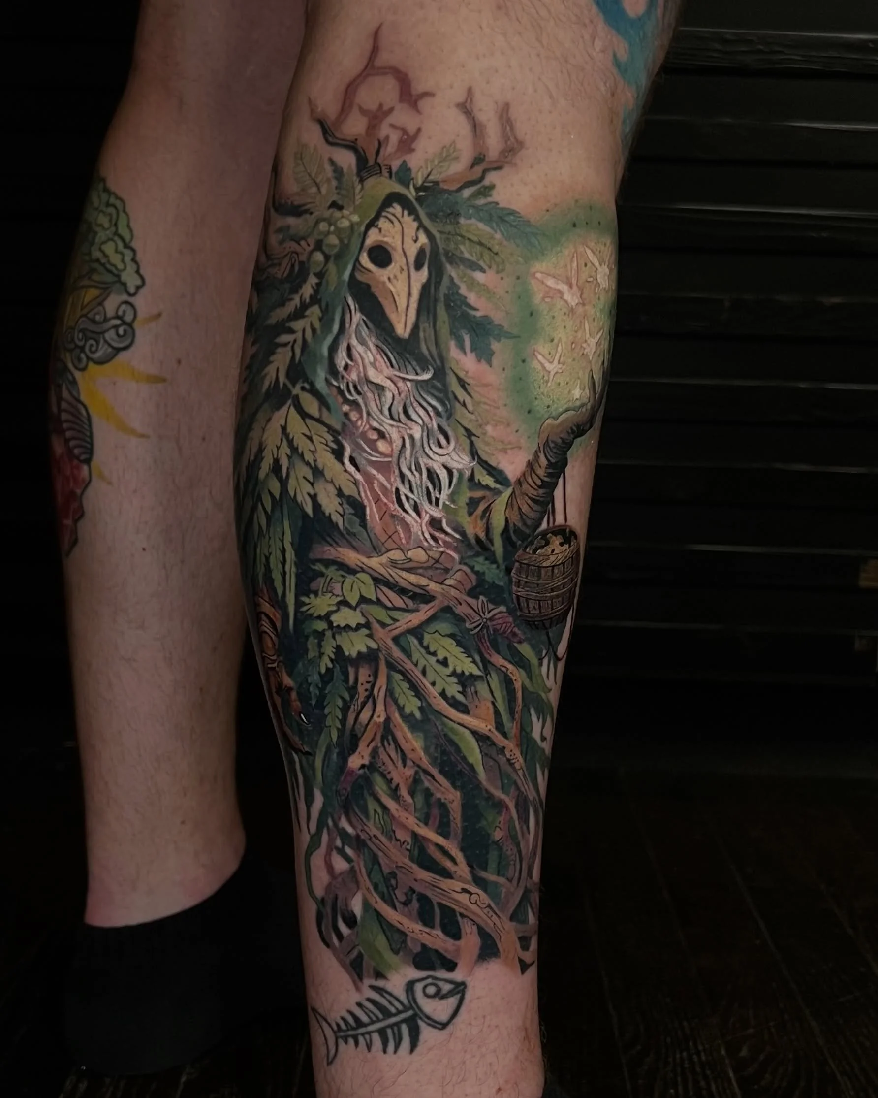Forest Spirit 🌳 

Had an awesome time doing this project for @itz_michal.r . Probably one of the more tedious/detail oriented color pieces I&rsquo;ve done in general.

Swipe -> through to see the front/back

Thank you for looking 😁

#forestspiri