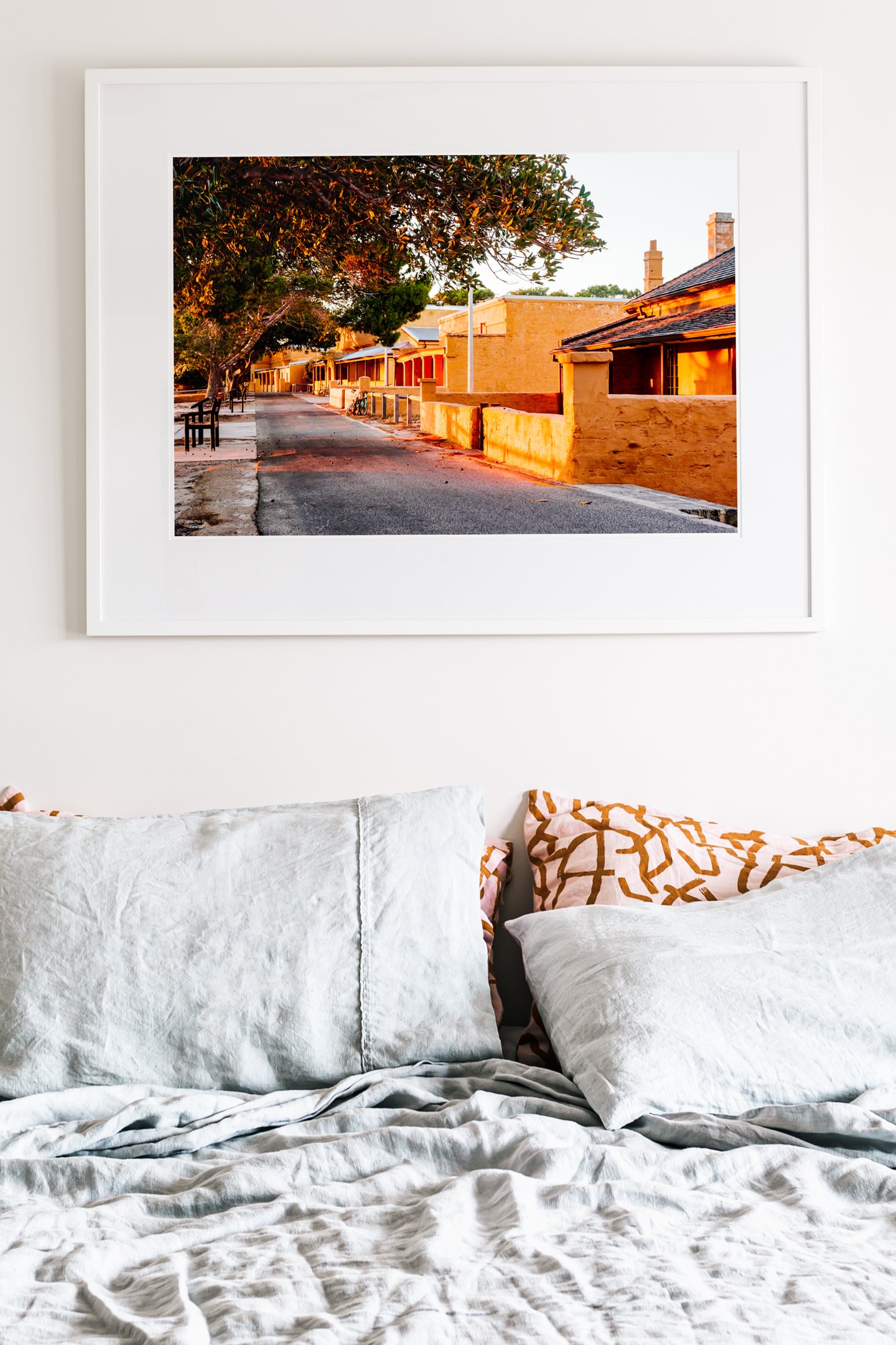 denise-rix-photographic-print-nyi-nyi-bidi-1-rottnest-island-styled