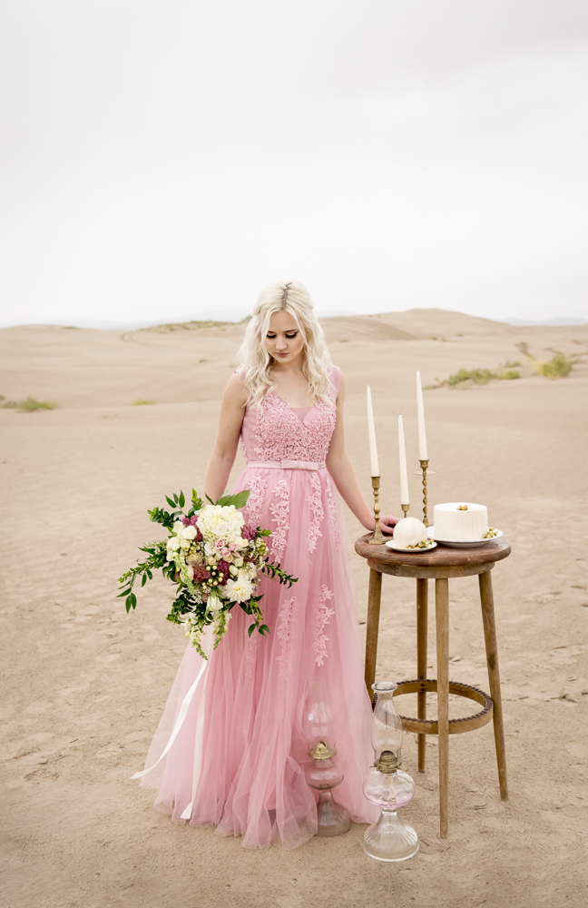 sand_dunes_pink_utah_fashion_bridal-20.jpg