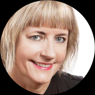 CATRIONA MACLENNAN.png