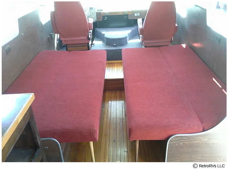 1964 Streamline Travel Home 29' 52,000 Price Reduction — RetroRVs