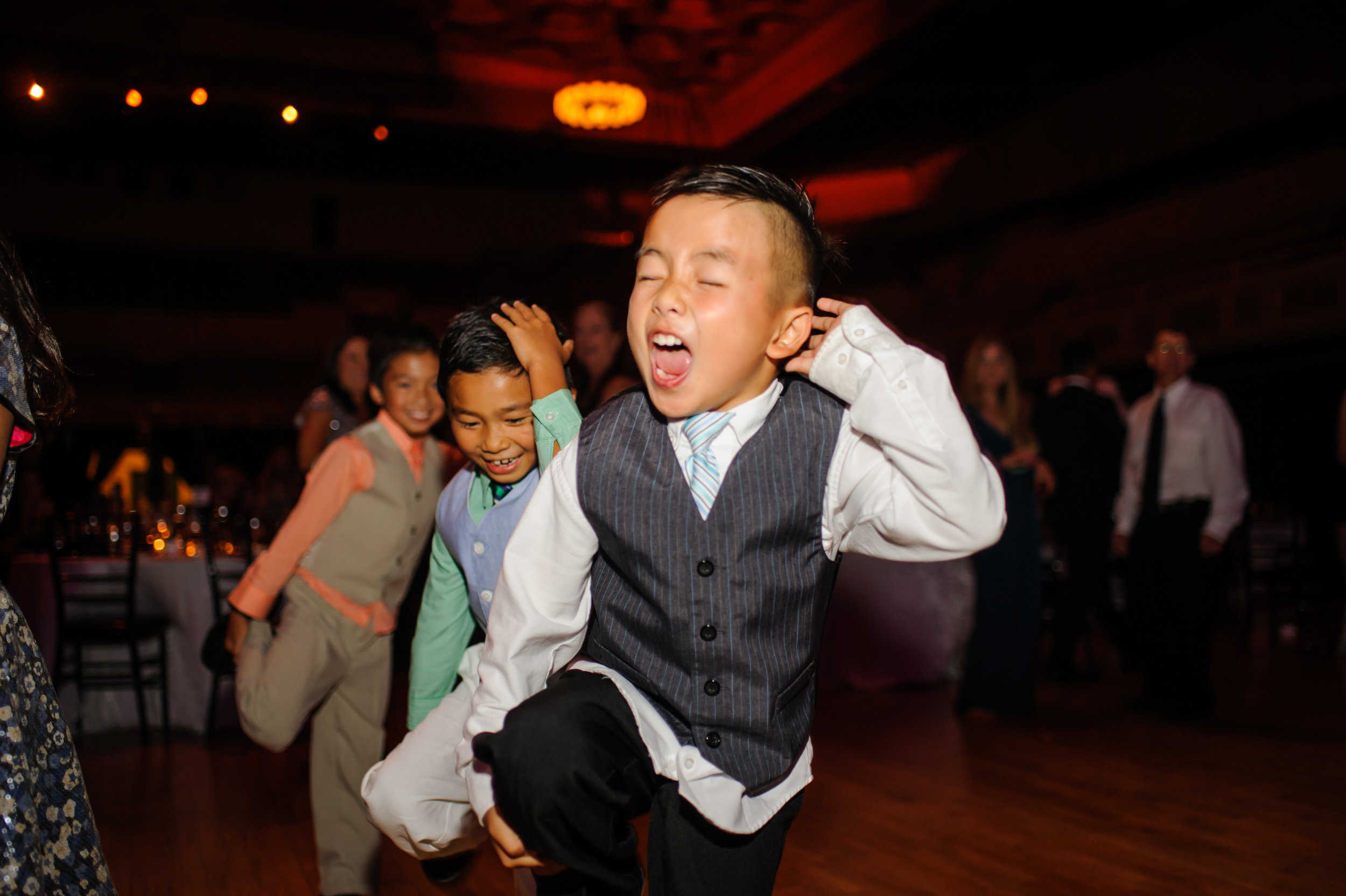 camilla-thuy-078-memorial-auditorium-sacramento-wedding-photographer-katherine-nicole-photography.JPG