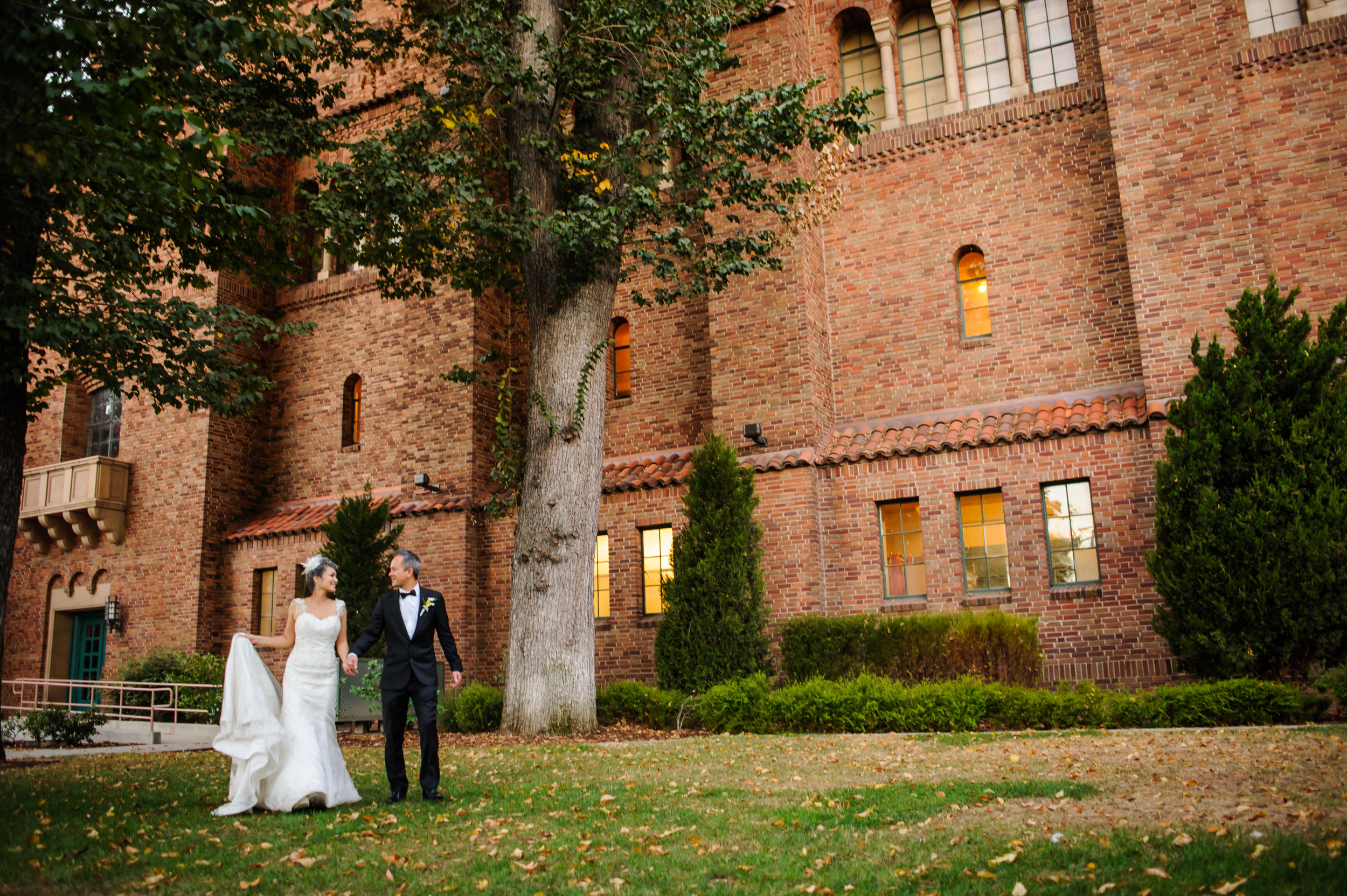 camilla-thuy-082-memorial-auditorium-sacramento-wedding-photographer-katherine-nicole-photography.JPG