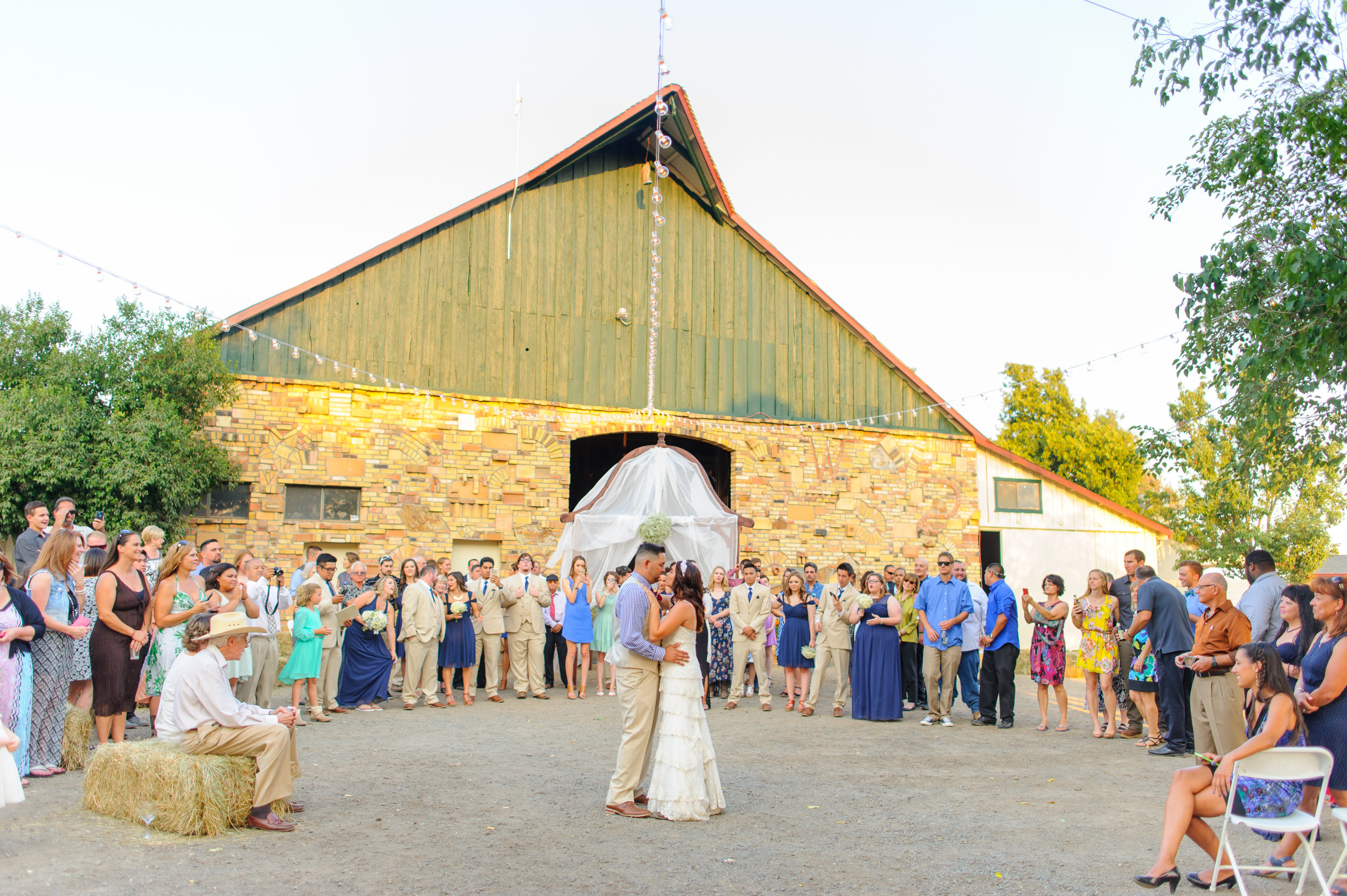 carly-geoff-031-horse-ranch-western-sacramento-wedding-photographer-katherine-nicole-photography.JPG