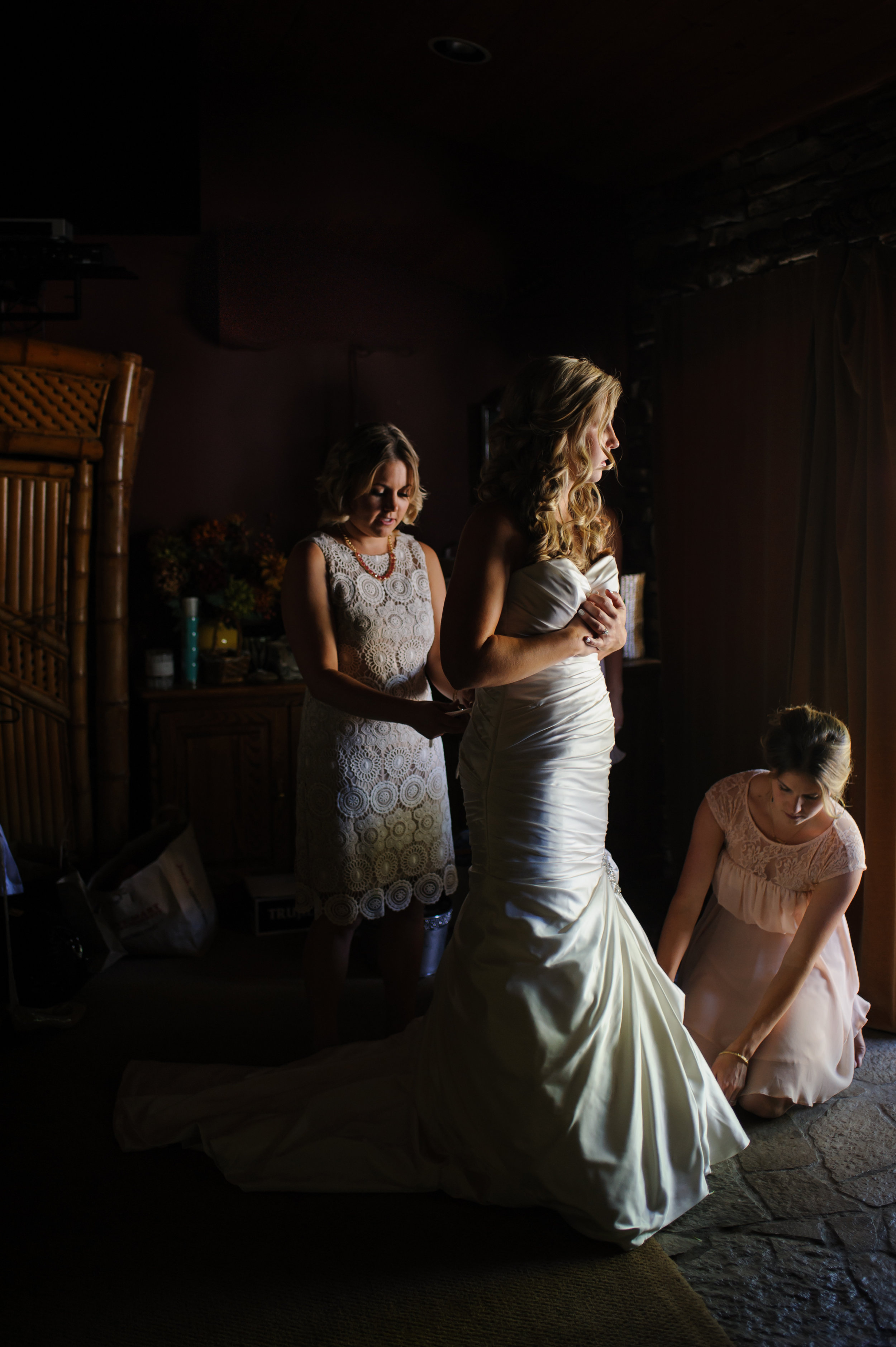 lindsey-alex-009-backyard-sacramento-wedding-photographer-katherine-nicole-photography.JPG