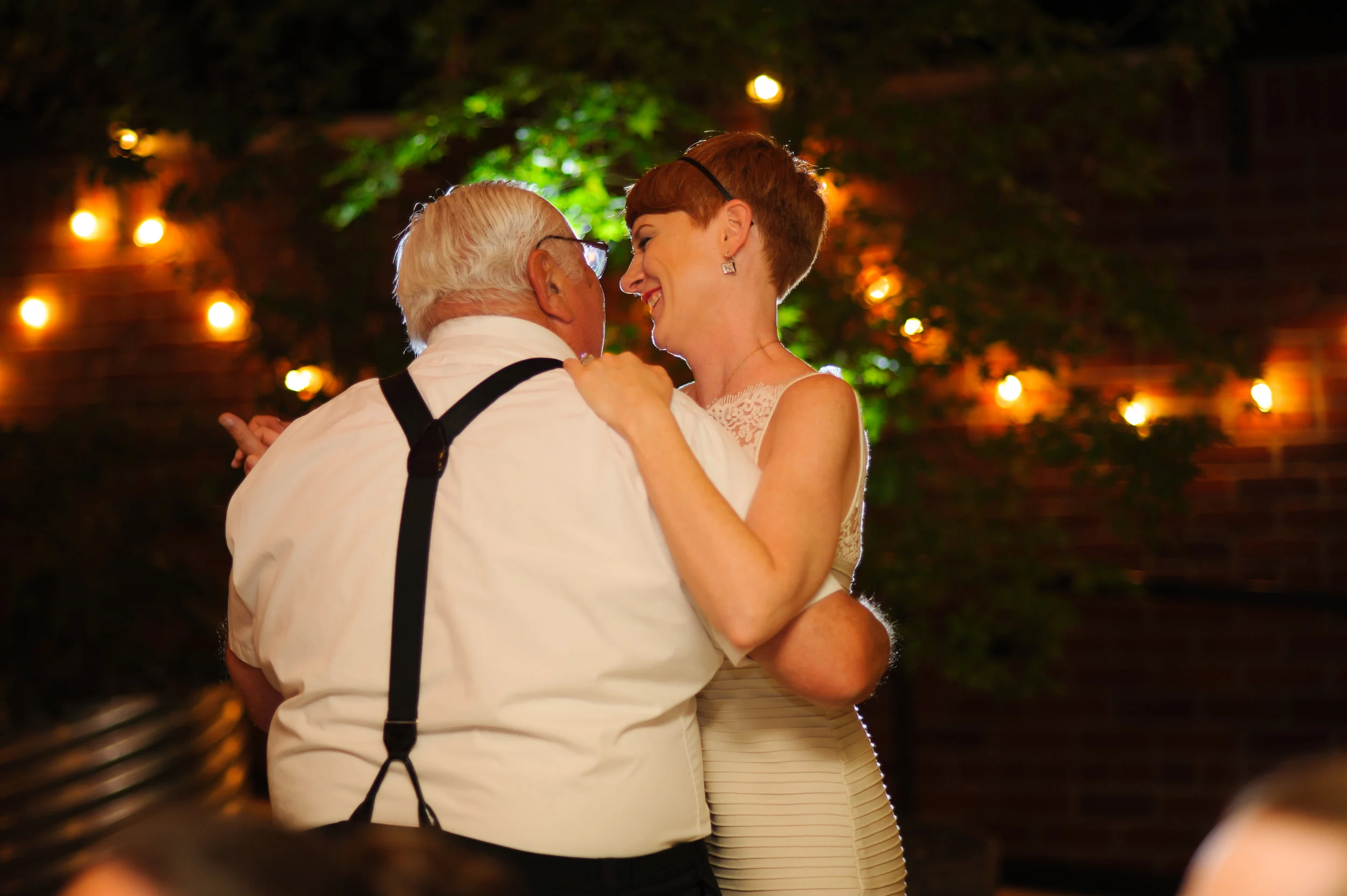 anna-joel-044-railroad-museum-old-sacramento-wedding-photographer-katherine-nicole-photography.JPG