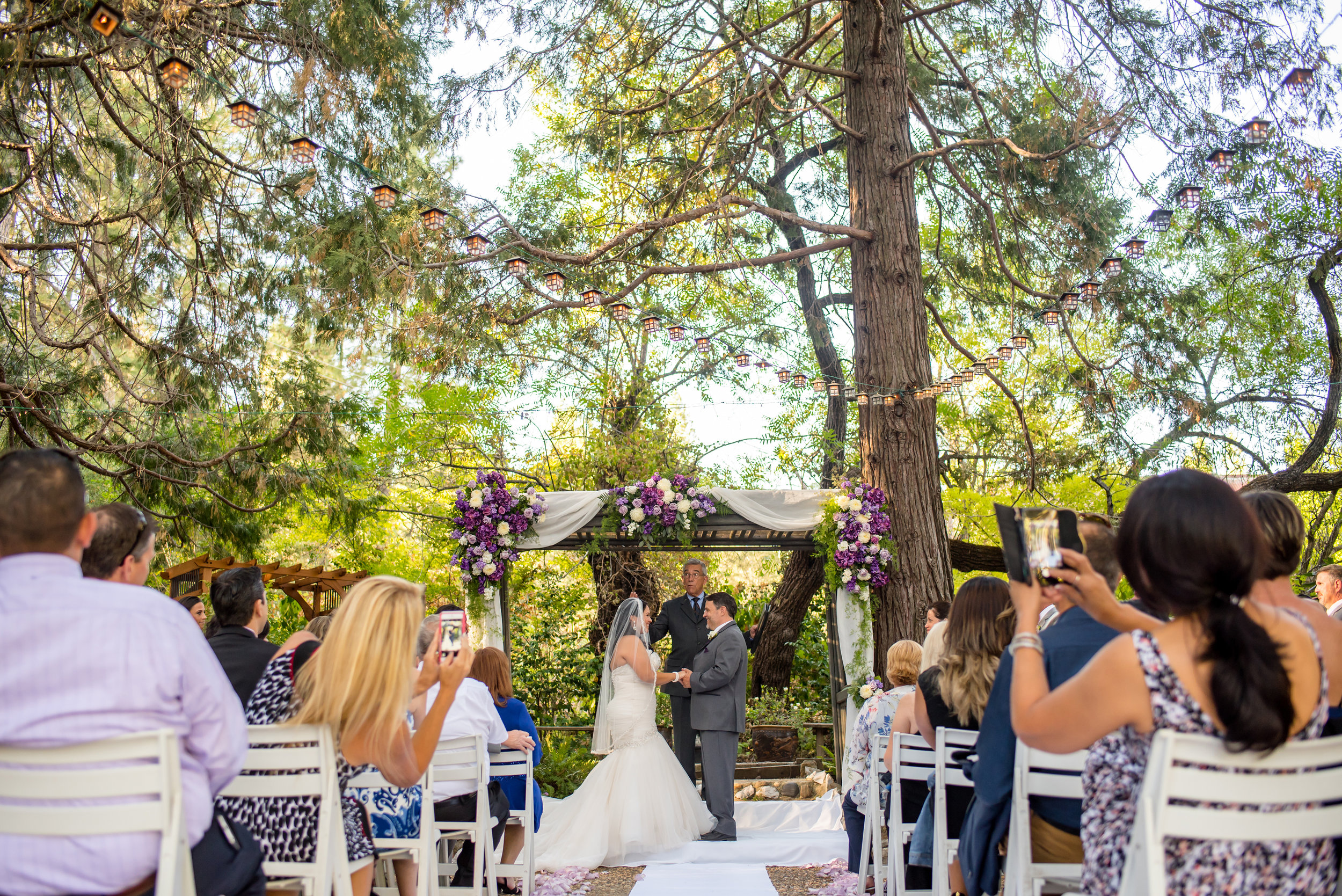 erika-seth-018-monte-verde-inn-sacramento-wedding-photographer-katherine-nicole-photography.JPG