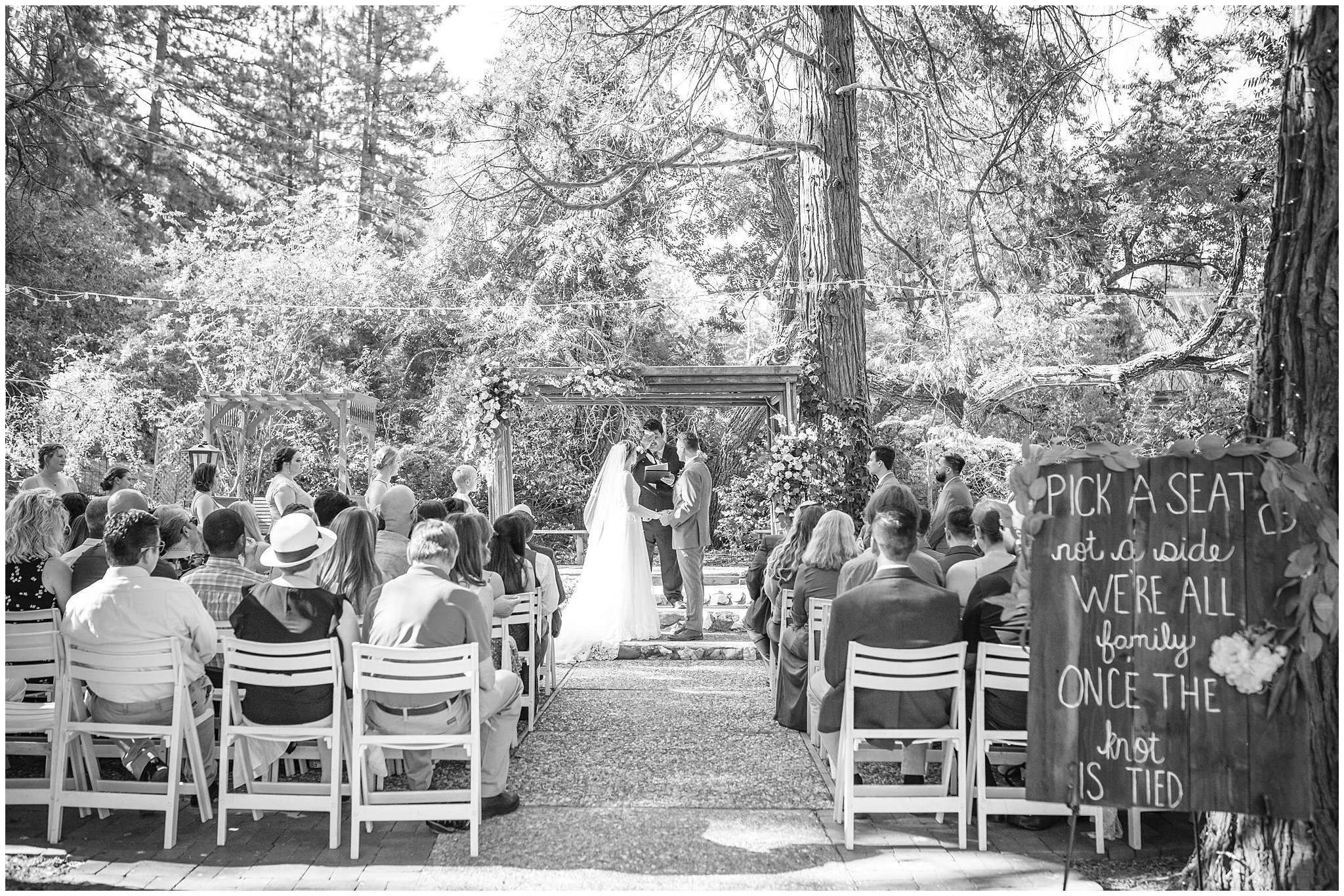 leah-tyler-monteverdeinn-foresthill-weddingphotographer-katherinenicolephotography26.JPG