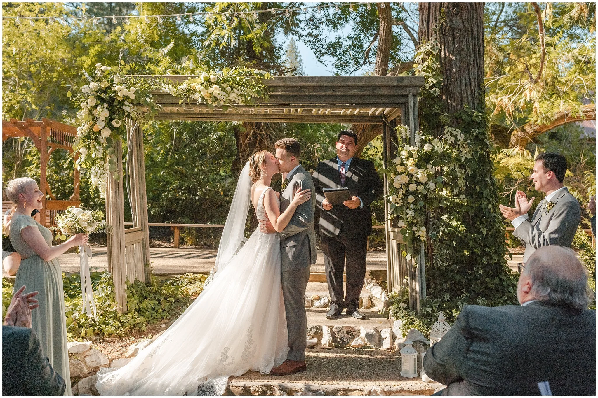 leah-tyler-monteverdeinn-foresthill-weddingphotographer-katherinenicolephotography30.JPG