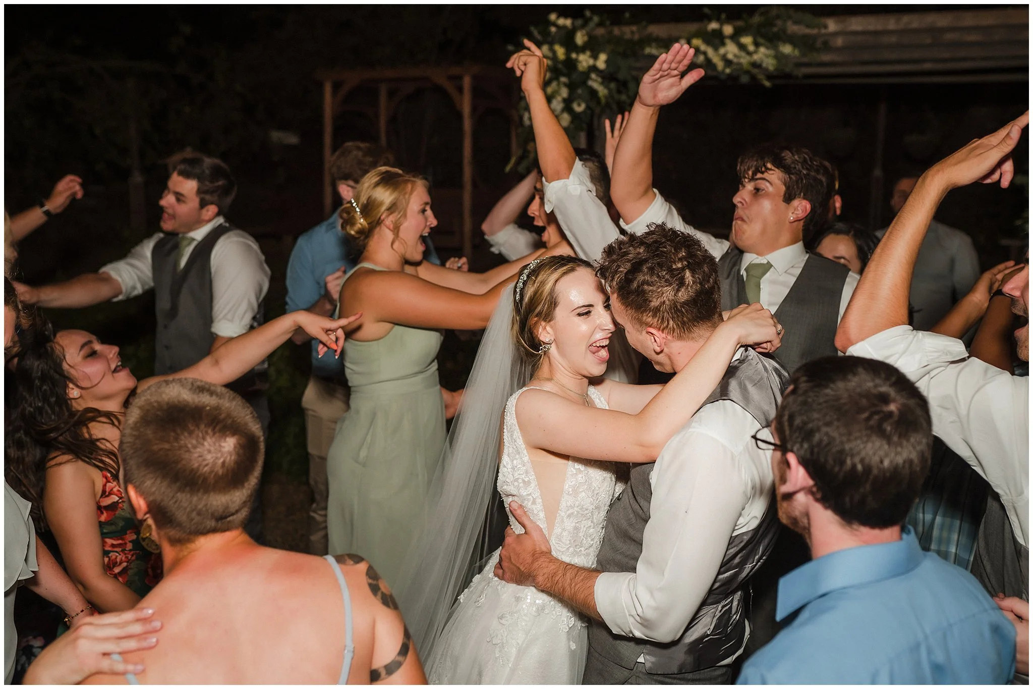 leah-tyler-monteverdeinn-foresthill-weddingphotographer-katherinenicolephotography47.JPG