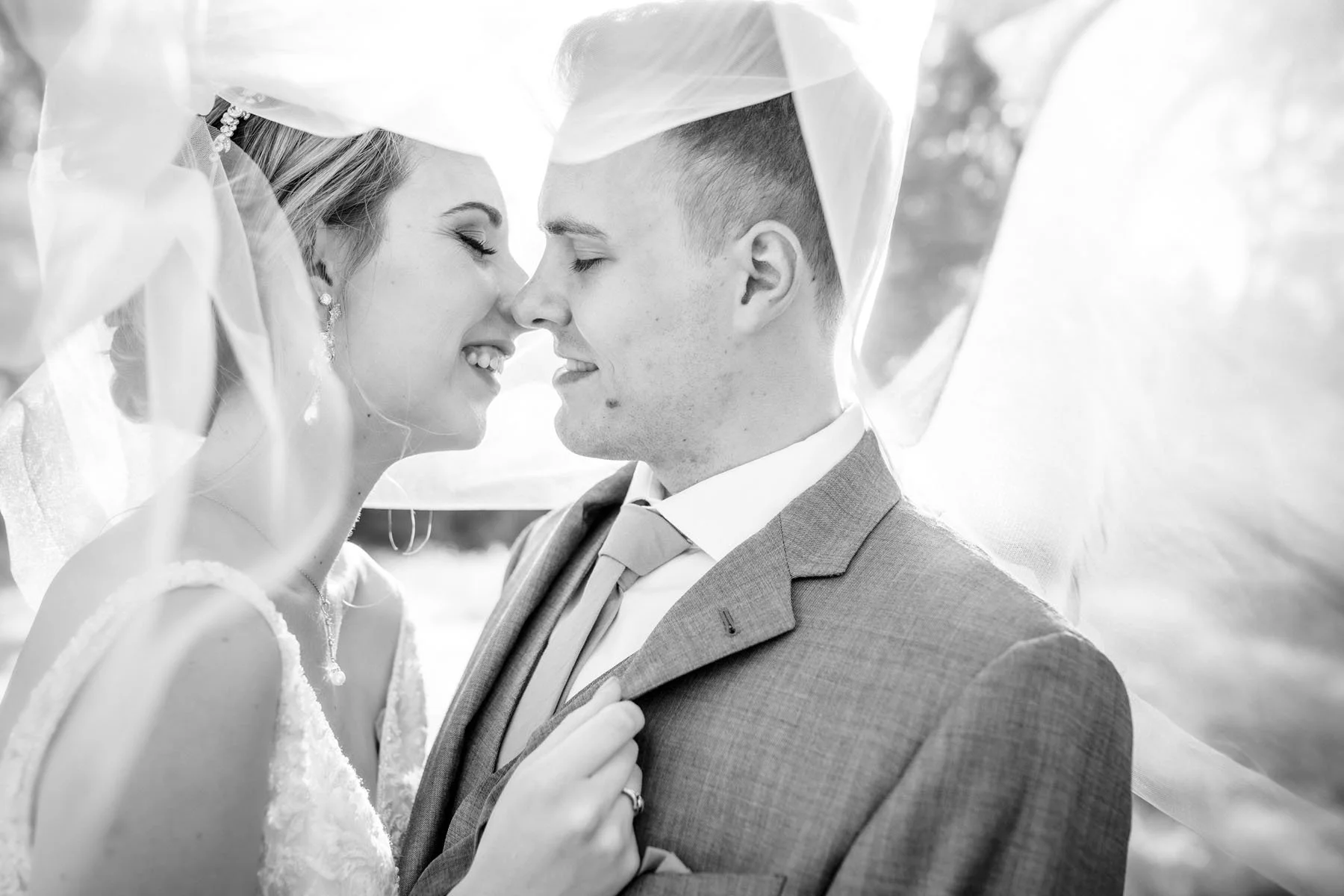 monte-verde-inn-wedding-bride-and-groom-snuggle